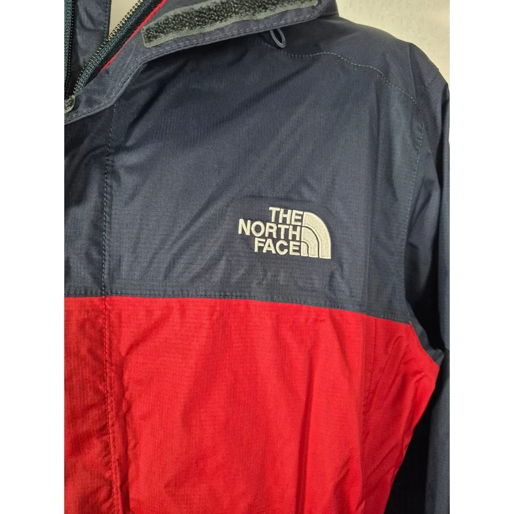 The North Face Resolve 2 Rain Jacket Mens Medium Red Navy Blue Waterproof Hooded